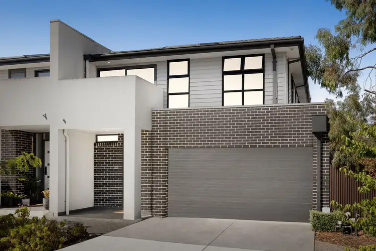 32 Adrian Street