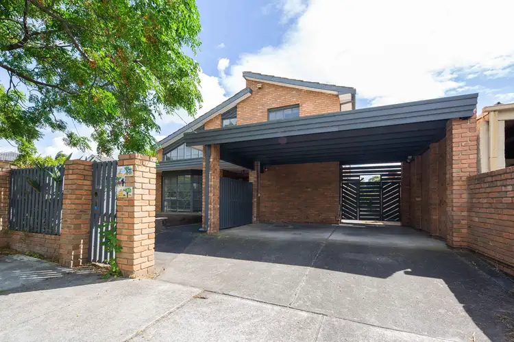 18 Newstead Street, Caulfield VIC 3162