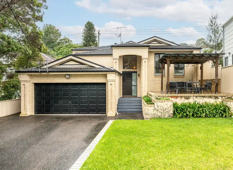 8 Foster Street, Helensburgh NSW 2508