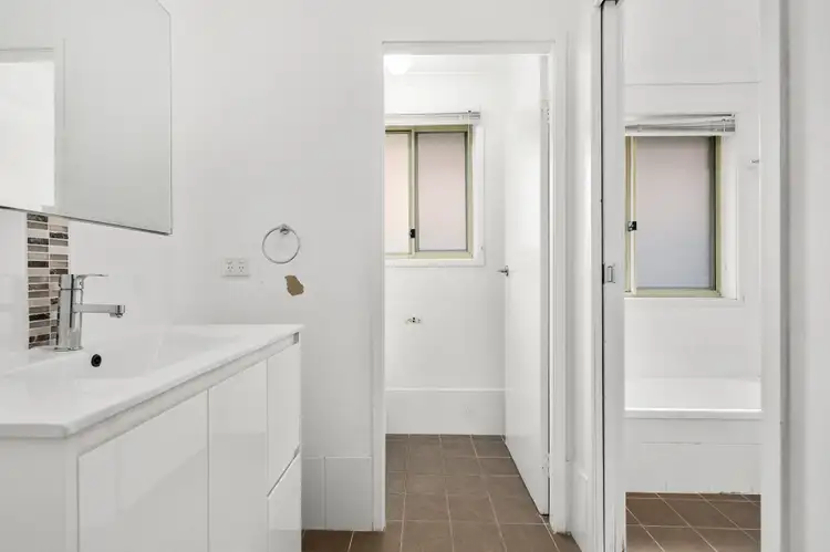 Fourth view of Homely villa listing, 5/32 Mayfield Circuit, Albion Park NSW 2527