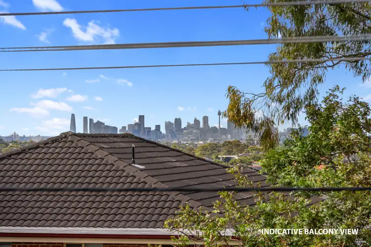 11 Weston Road