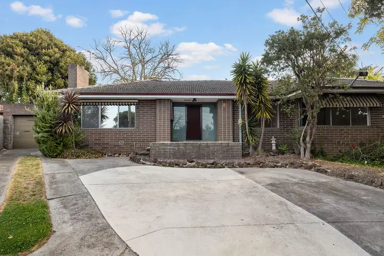 5 Lima Court, Frankston VIC 3199