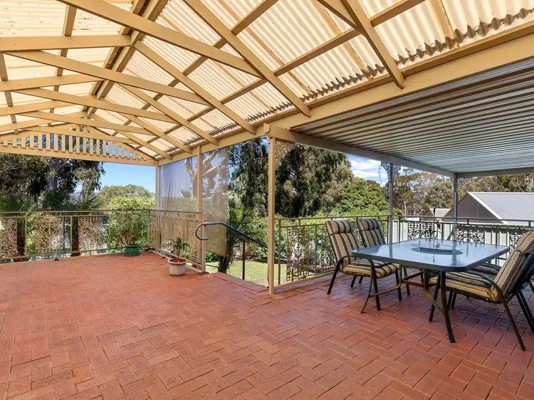 4 Black Road, Flagstaff Hill SA 5159