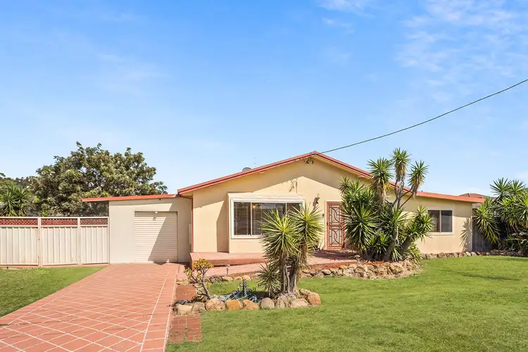 24 Joan Avenue, Warilla NSW 2528