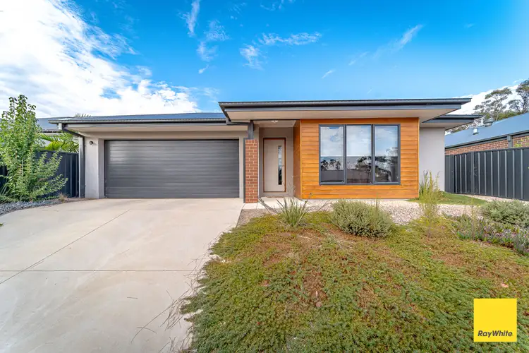 Main view of Homely house listing, 33 Ucres Way, Golden Square VIC 3555