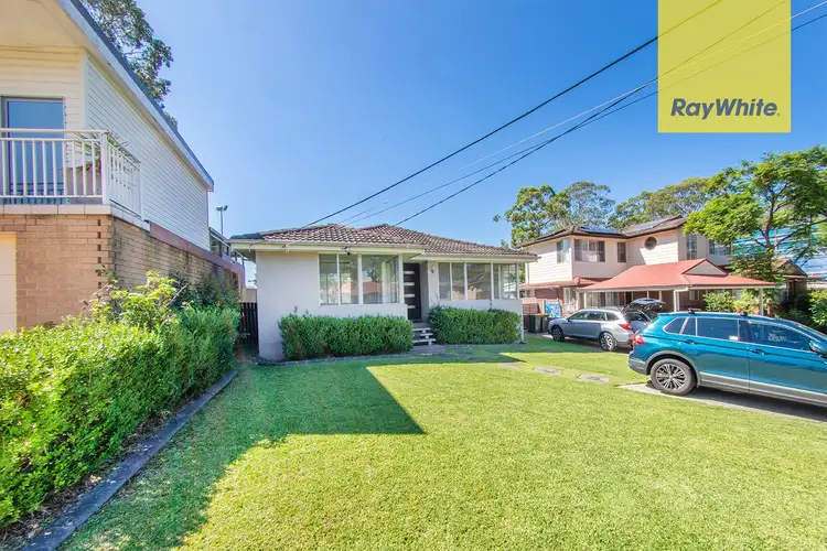 6 Hyacinth Street