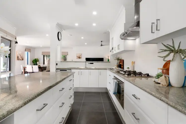 3 Red Wattlebird Crescent, Langwarrin VIC 3910