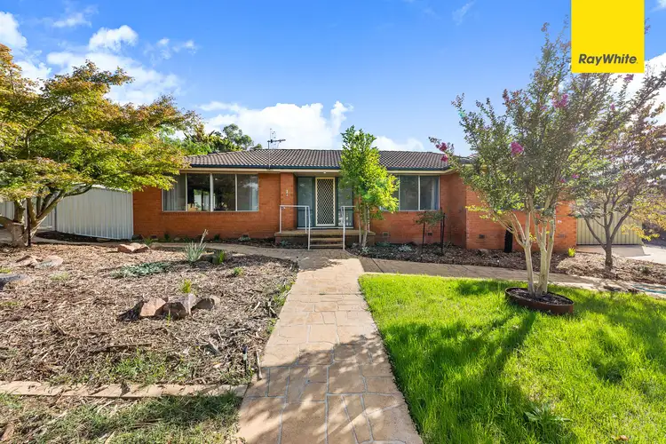 8 Greig Place