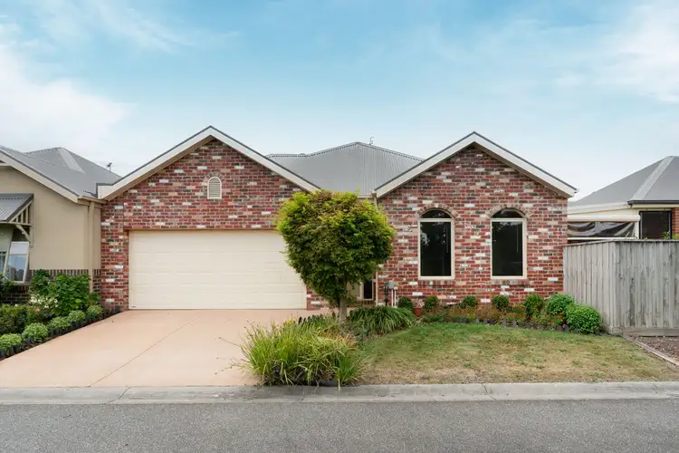 1 Malouf Court