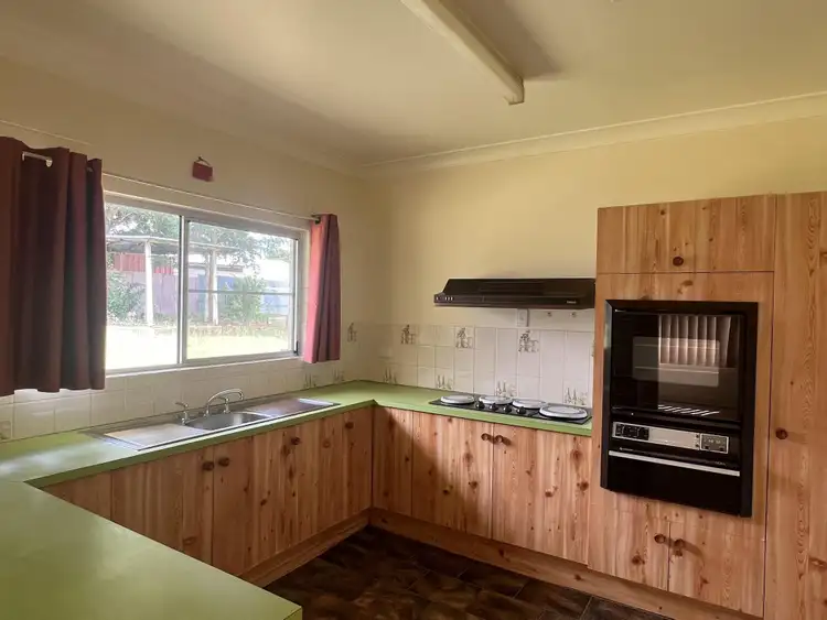 Second view of Homely house listing, 4 Bennelong Close, Richmond Hill QLD 4820
