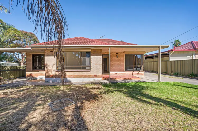 11 Greenbank Grove