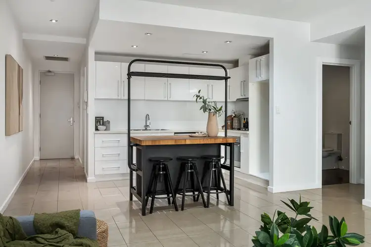 206/20-24 Metro Parade, Mawson Lakes SA 5095