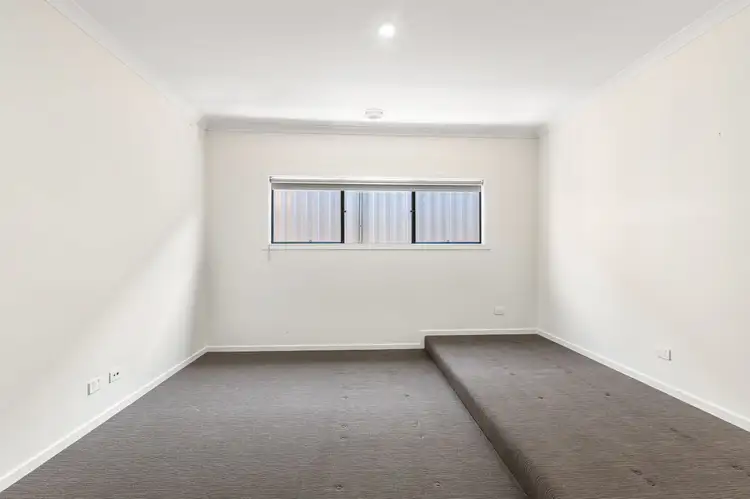 Sixth view of Homely house listing, 4 Clover Way, Wallan VIC 3756