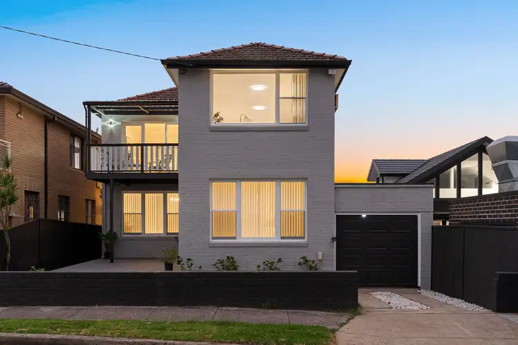 15 Doris Avenue