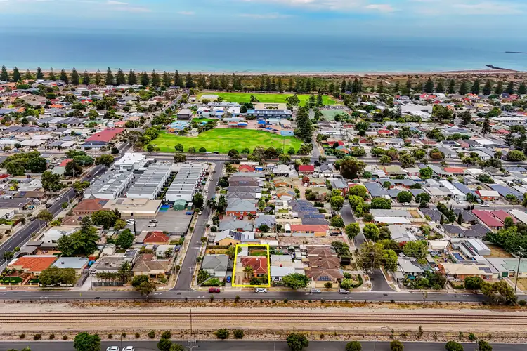 281 Railway Terrace, Taperoo SA 5017