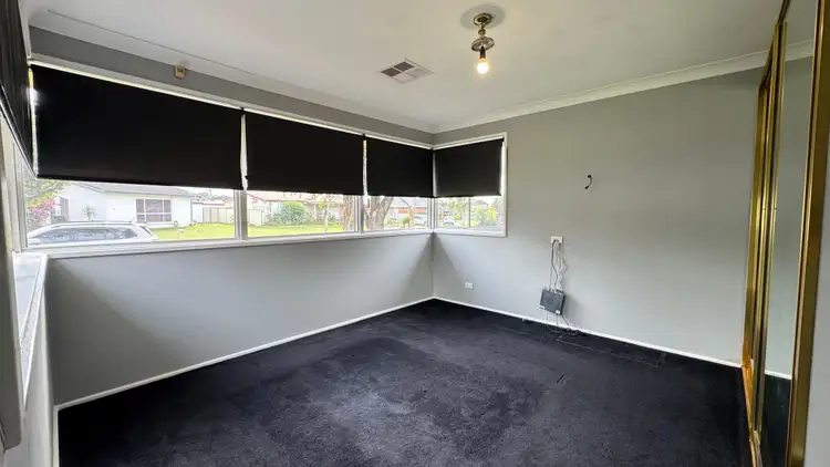 Second view of Homely house listing, 10 Tumbridge Crescent, Cambridge Park NSW 2747