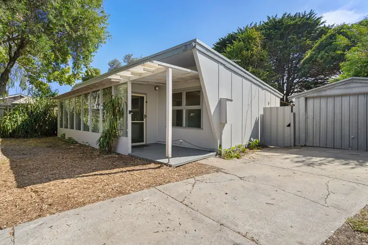 404 Eastbourne Road, Capel Sound VIC 3940