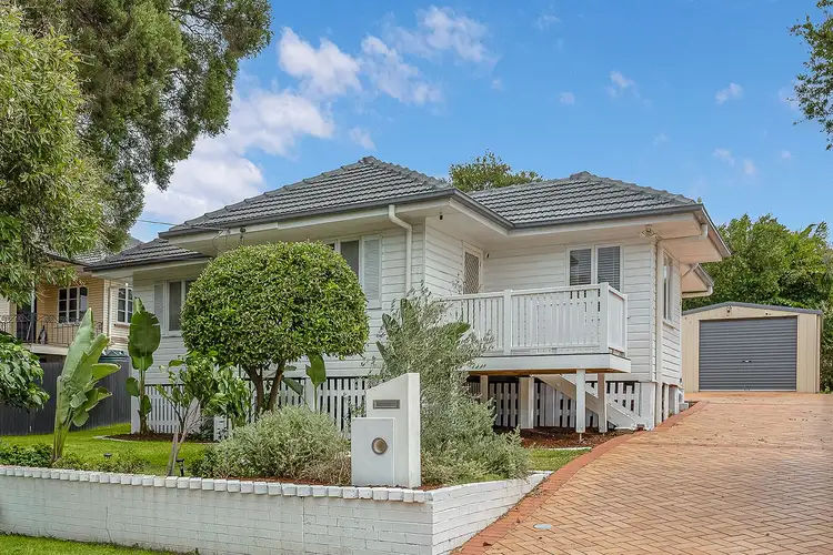 52 Bannerman Street, Oxley QLD 4075