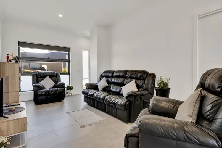 Fifth view of Homely house listing, 44 Kimzy Circuit, Werribee VIC 3030