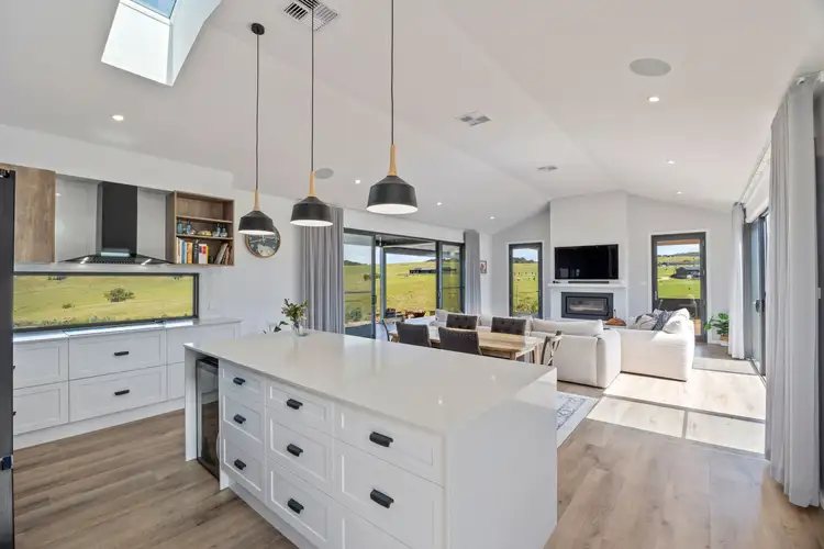 Fourth view of Homely house listing, 8 Moyne View, Little Hartley NSW 2790