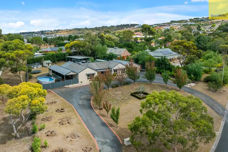 19 Manning Boulevard, Darley VIC 3340