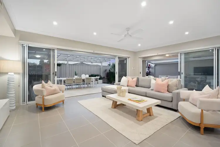 Fifth view of Homely house listing, 8 Francis Avenue, Rochedale QLD 4123