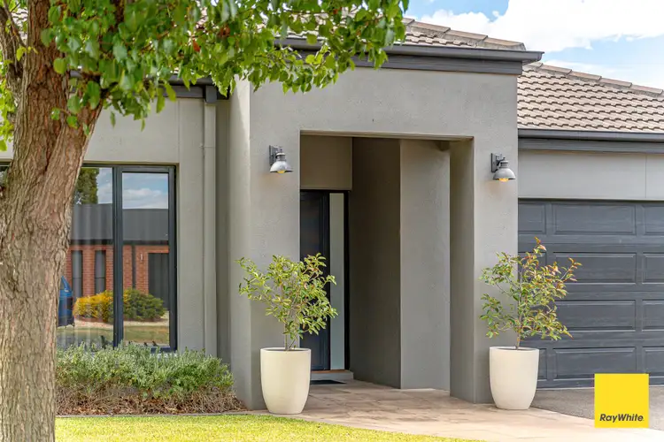 Second view of Homely house listing, 14 Ambrosia Rise, Epsom VIC 3551