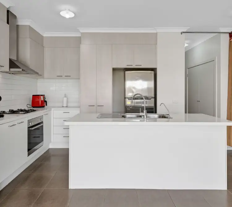 Fourth view of Homely townhouse listing, 32/5 Thomas Carr Drive, Tarneit VIC 3029
