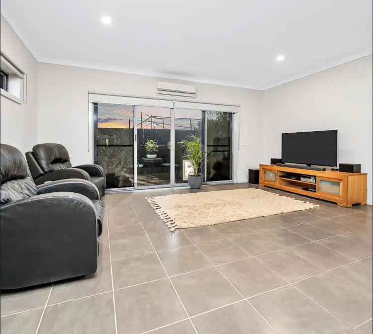 Sixth view of Homely townhouse listing, 32/5 Thomas Carr Drive, Tarneit VIC 3029