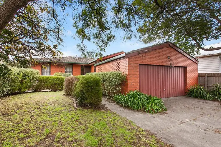 133 Warrigal Road, Hughesdale VIC 3166