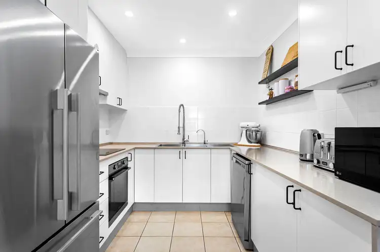 Fourth view of Homely townhouse listing, 8/10-14 Bicheno Close, West Hoxton NSW 2171