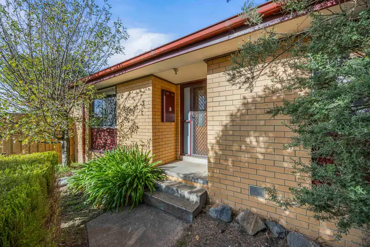 18 Erica Street, Wendouree VIC 3355