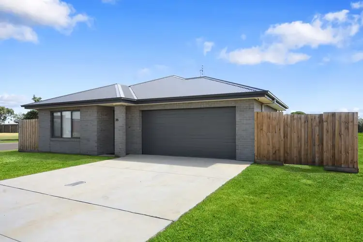 25 Callaway Court, Peterborough VIC 3270