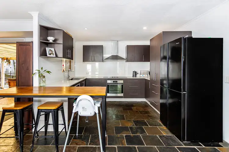 Third view of Homely house listing, 7 Orlando Court, Highland Park QLD 4211