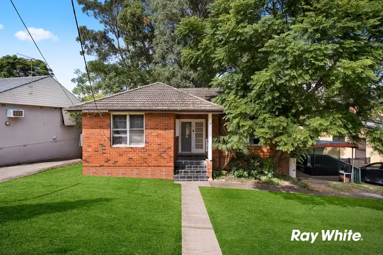 18 Gladys Crescent, Seven Hills NSW 2147