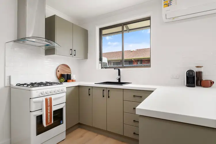 Third view of Homely apartment listing, 3/945 Fairview Drive, North Albury NSW 2640