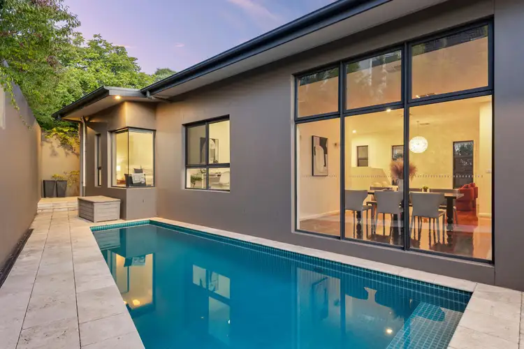 24 Fergusson Crescent, Deakin ACT 2600