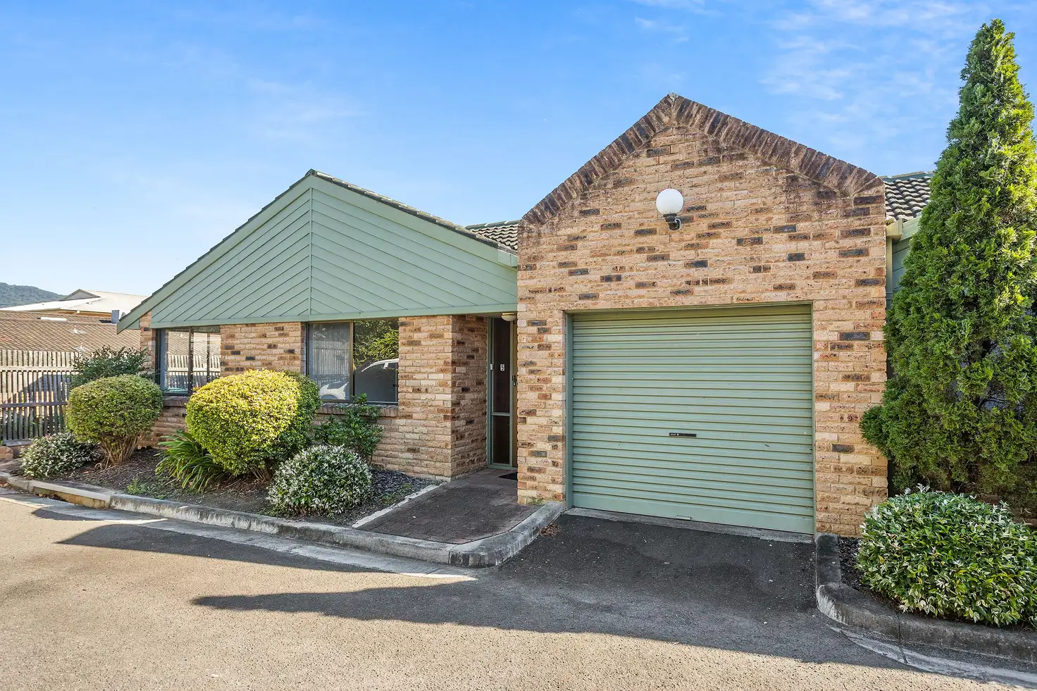 Main view of Homely villa listing, 5/12-22 Gibsons Road, Figtree NSW 2525