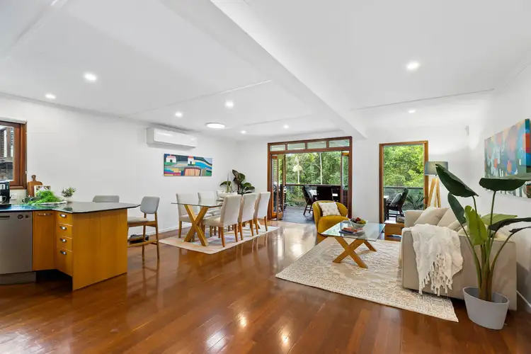 15 Kimba Street, Chapel Hill QLD 4069