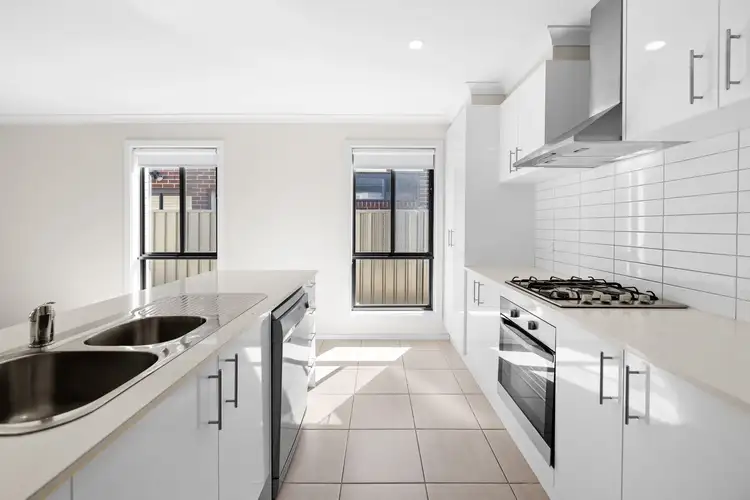 Sixth view of Homely house listing, 10 Atherton Way, Werribee VIC 3030