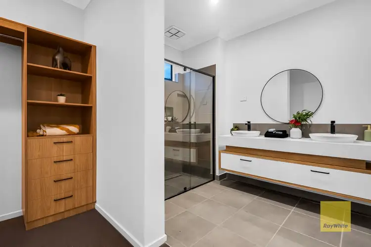 Fifth view of Homely house listing, 10 Lumbrook Parade, Truganina VIC 3029