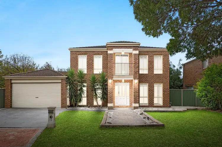 9 Kemerton Close, Point Cook VIC 3030