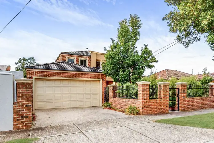 1 Strathmore Street, Bentleigh VIC 3204