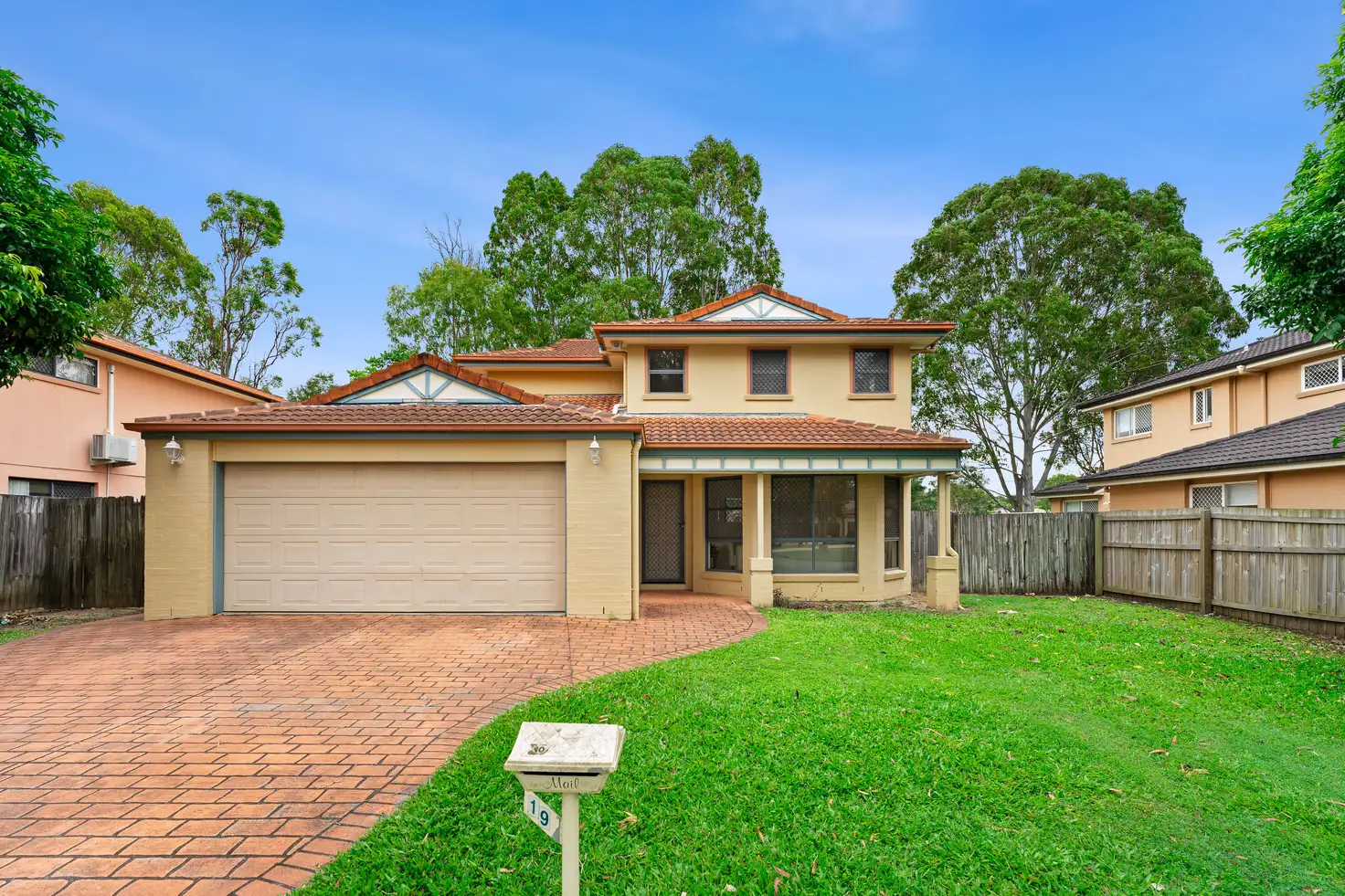 Main view of Homely townhouse listing, 19 Diamond Place, Runcorn QLD 4113
