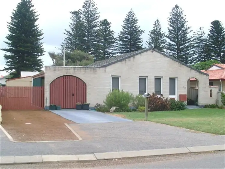 22 Holland St, Geraldton WA