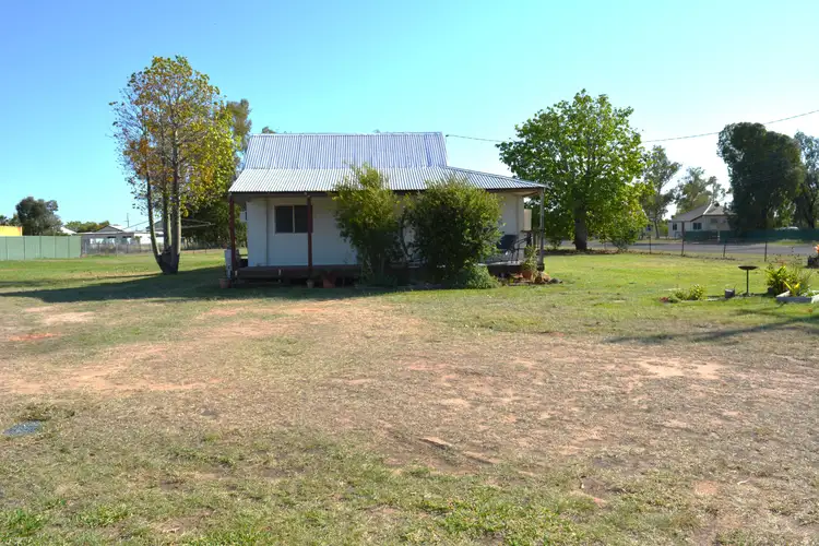 33 Rose Street, Blackall QLD 4472