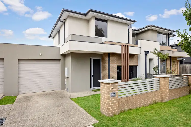 35 Long Place, Hughesdale VIC 3166