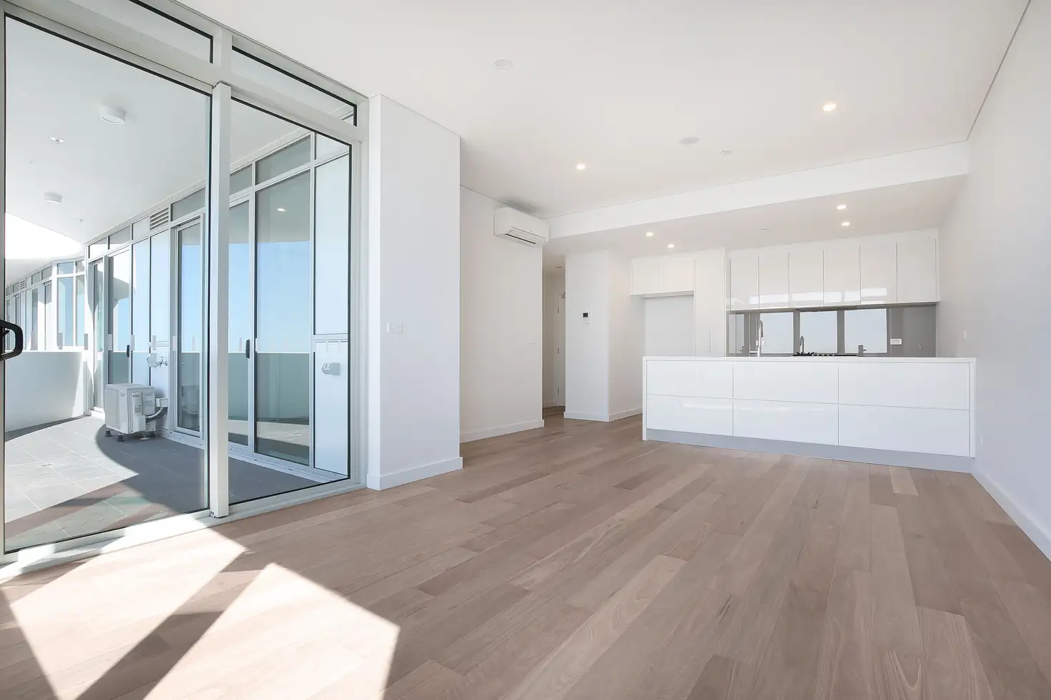 Main view of Homely unit listing, 1204/10-18 Regent Street, Wollongong NSW 2500