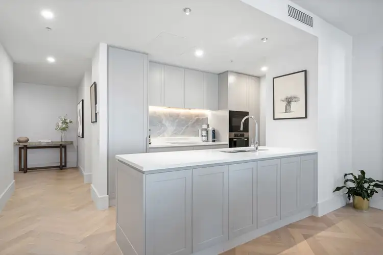 Main view of Homely unit listing, 17/6 Lady Nelson Place, Red Hill ACT 2603