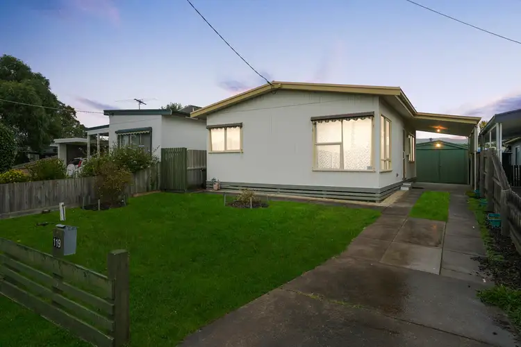 119 Seventh Avenue, Rosebud VIC 3939